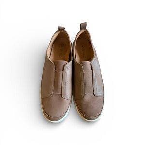 Vionic Women’s Taupe Slip-On Shoes